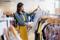 OUTSTANDING AND SUBURB LIFESTYLE CLOTHING GIFTS & ACCESSORIES BUSINESS PEEL REGION WA. EXCEPTIONAL MARGINS AND EASY TO RUN. BEAUTIFUL PRESENTATION. PRIME LOCATION WITH HUGE CUSTOMER TRAFFIC ASKING PRICE $175,000 PLUS STOCK $55,000